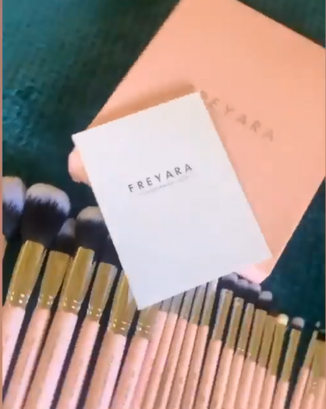 FREYARA Pincéis Maquiagem Profissional Kit 25pcs, Rosa Brilhante