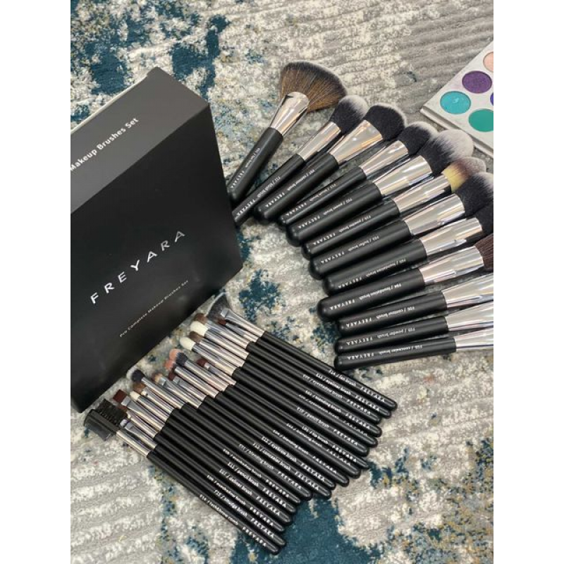 FREYARA Pincéis Maquiagem Profissional Kit 30pcs, Clássico Preto