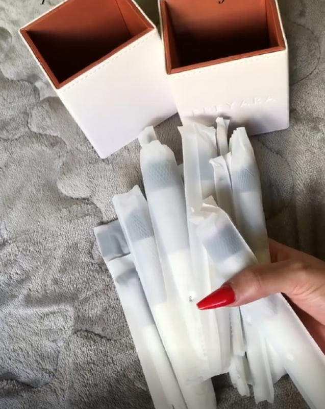 Kit Profissional de 15pcs de Pincéis de Maquiagem com Suporte Magnético, Branco