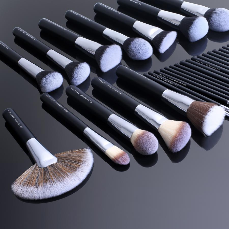 ชุดแปรงแต่งหน้ามืออาชีพสีดำคลาสสิค 30 ชิ้นคอลเลกชันที่สมบูรณ์