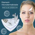 2-in-1 Diamond Microdermabrasieapparaat met Waterspray voor Gezichtspeeling – voor Huidlifting, Huidverstrakking en Rimpelvermindering