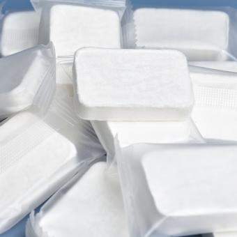 Wegwerpbare Gecomprimeerde Handdoeken, Ultrazacht, Chemievrij, Gemaakt met Natuurlijke Plantvezels (8 stuks/zak, 24 X 30 cm)