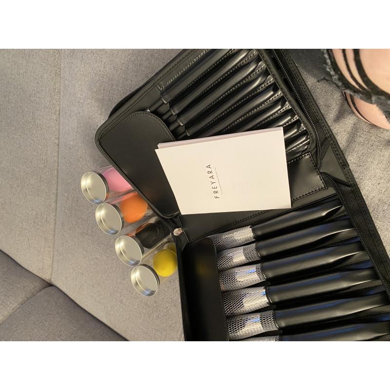 FREYARA Pincéis Maquiagem Profissional Kit 30pcs, Clássico Preto