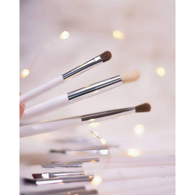 Kuas Makeup Profesional Set 30pcs Putih Klasik