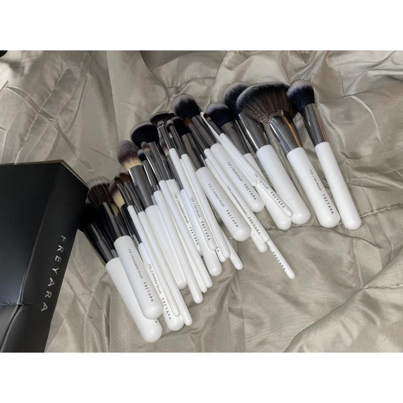 FREYARA Pincéis Maquiagem Profissional Kit 30pcs, Clássico Branco