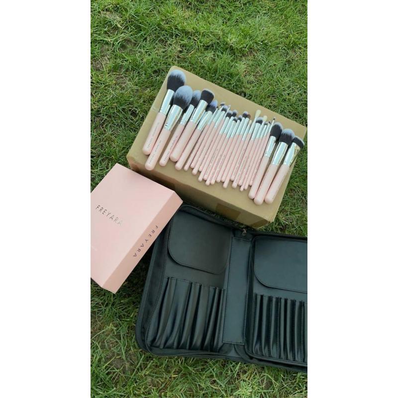 Kit Profissional de 25pcs Pincéis de Maquiagem Rosa com Bolsa Organizador