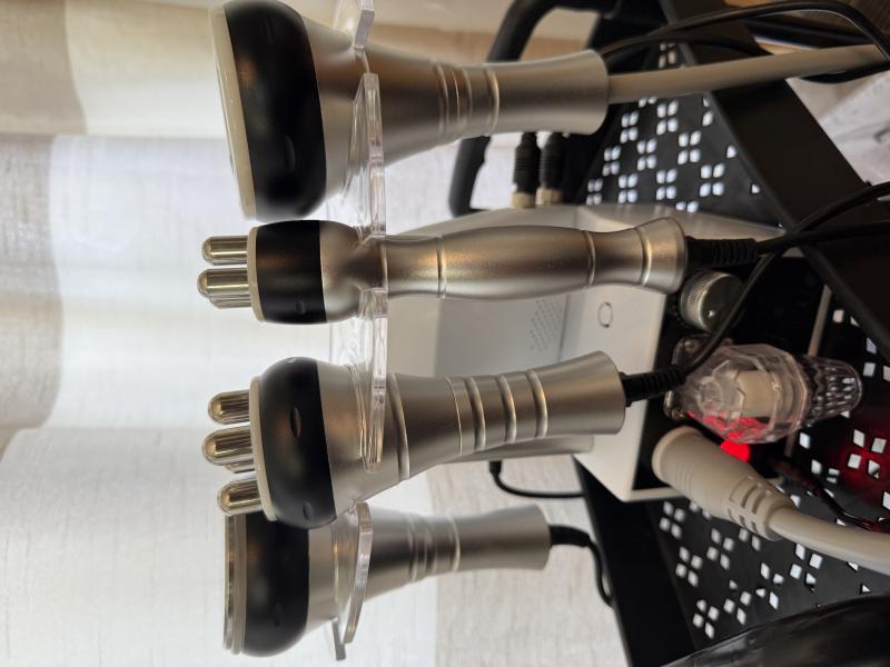 4in1 40K Abnehmen Maschine Vakuum Radiofrequenz Ultraschall Kavitationsgerät, Fettverbrennung, Anti Cellulite Schönheitsmaschine zur Körperformung mit Gesicht, Arm, Taille, Bauch, Bein