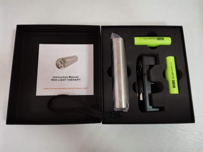 Light therapy device manufacturing process with quality control checkpoints