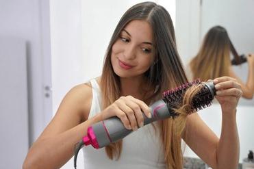 hot air hair brush demonstration