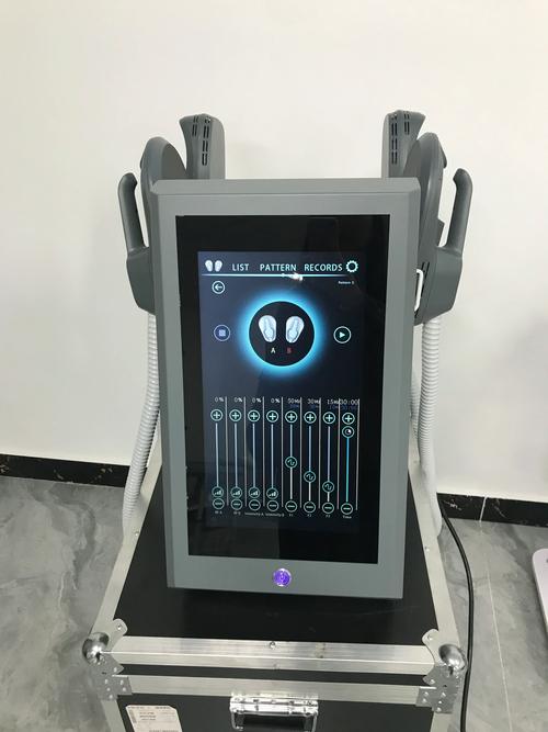 EMS workout machine