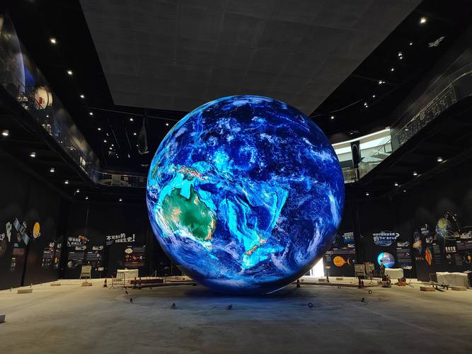 LED heat conduction in industrial lighting applications