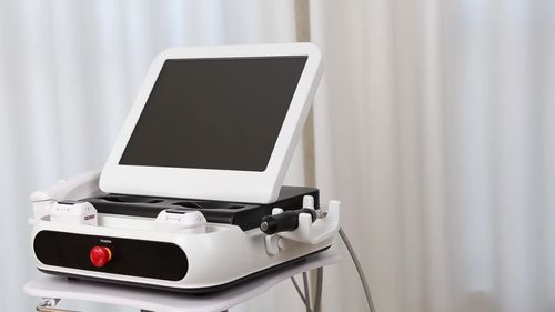HIFU facial machine