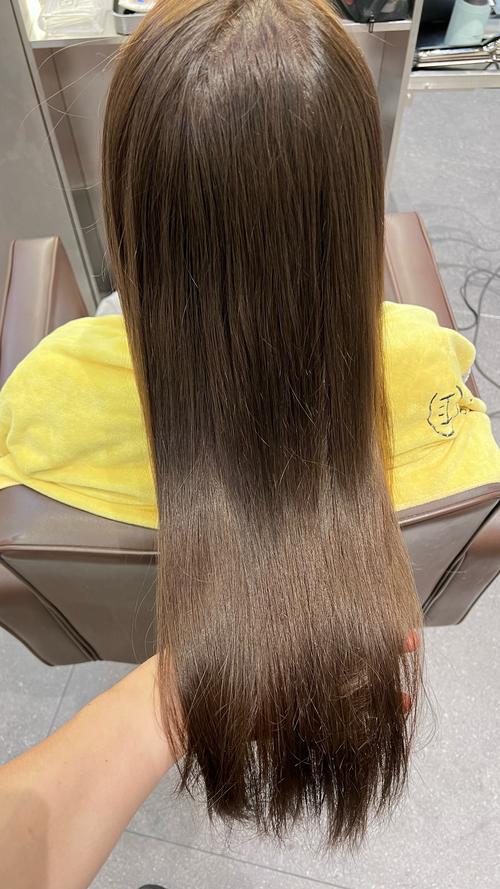 Hair crimper manufacturing workflow with quality checkpoints